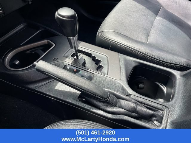 Used 2018 Toyota RAV4 LE FWD image 27