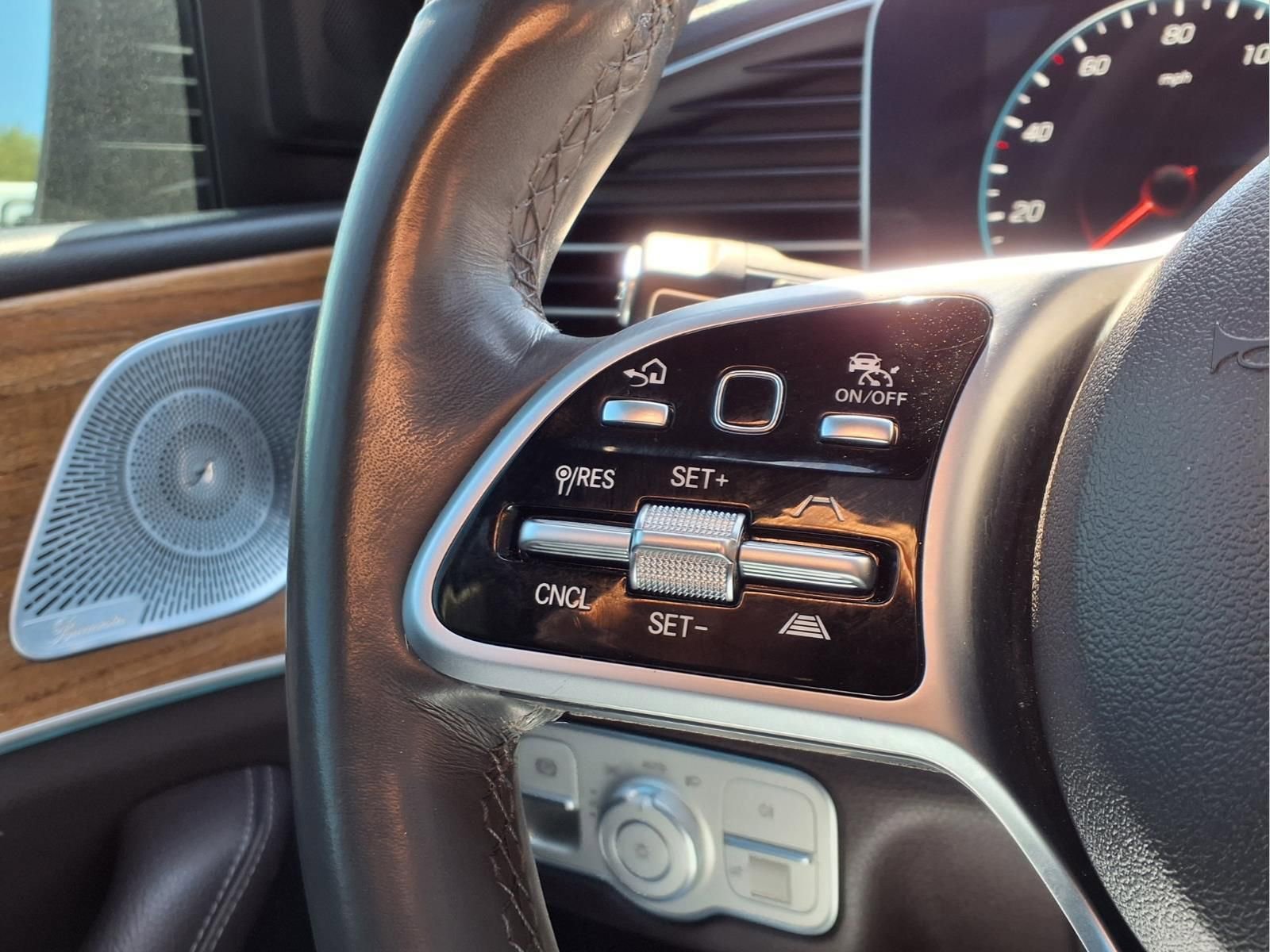 Used 2020 Mercedes-Benz GLE 450 4MATIC image 22