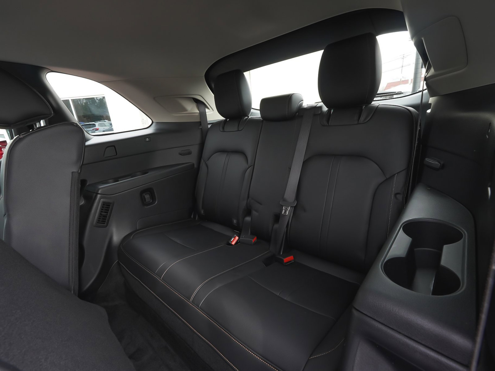 Used 2024 MAZDA CX-90 Plug-In Hybrid w/ Preferred image 36