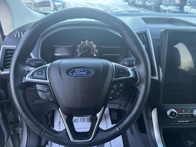 Used 2023 Ford Edge SEL image 9
