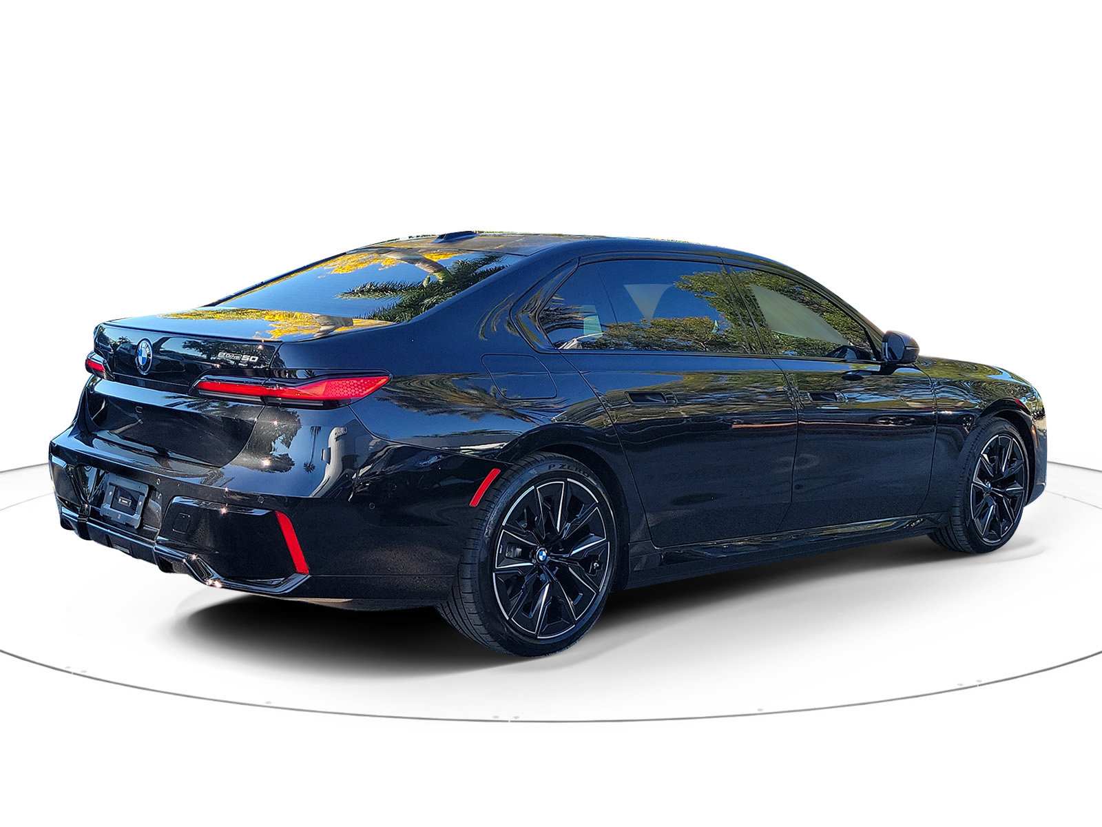 Used 2026 BMW i7 eDrive50 w/ M Sport Package image 4