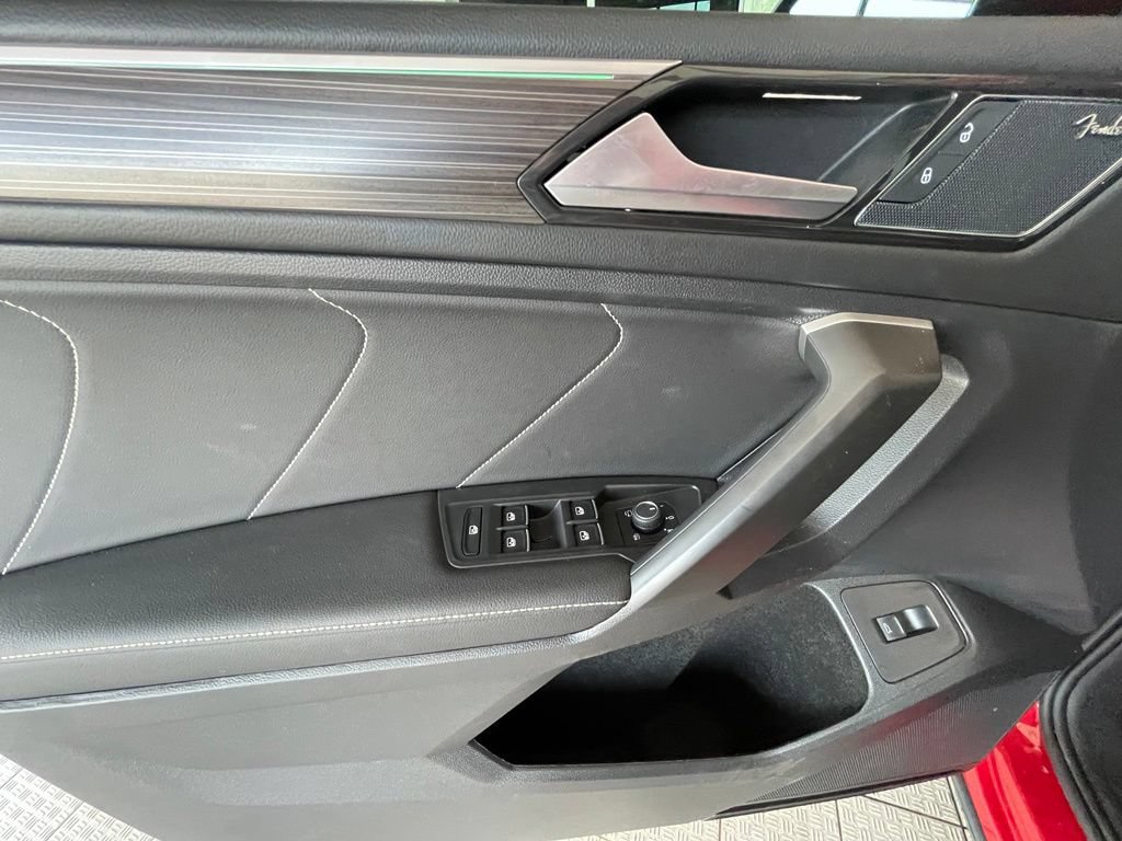 Used 2024 Volkswagen Tiguan SEL R-Line AWD/4WD image 11