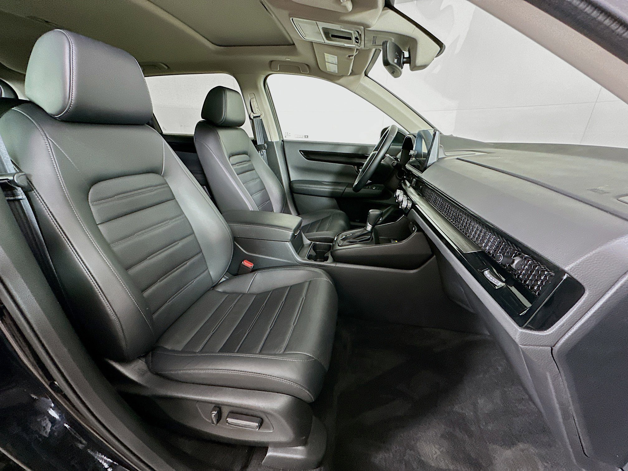 Used 2025 Honda CR-V EX-L image 31