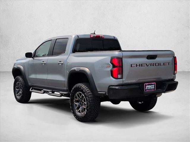 Used 2024 Chevrolet Colorado ZR2 w/ ZR2 Convenience Package III AWD/4WD image 8