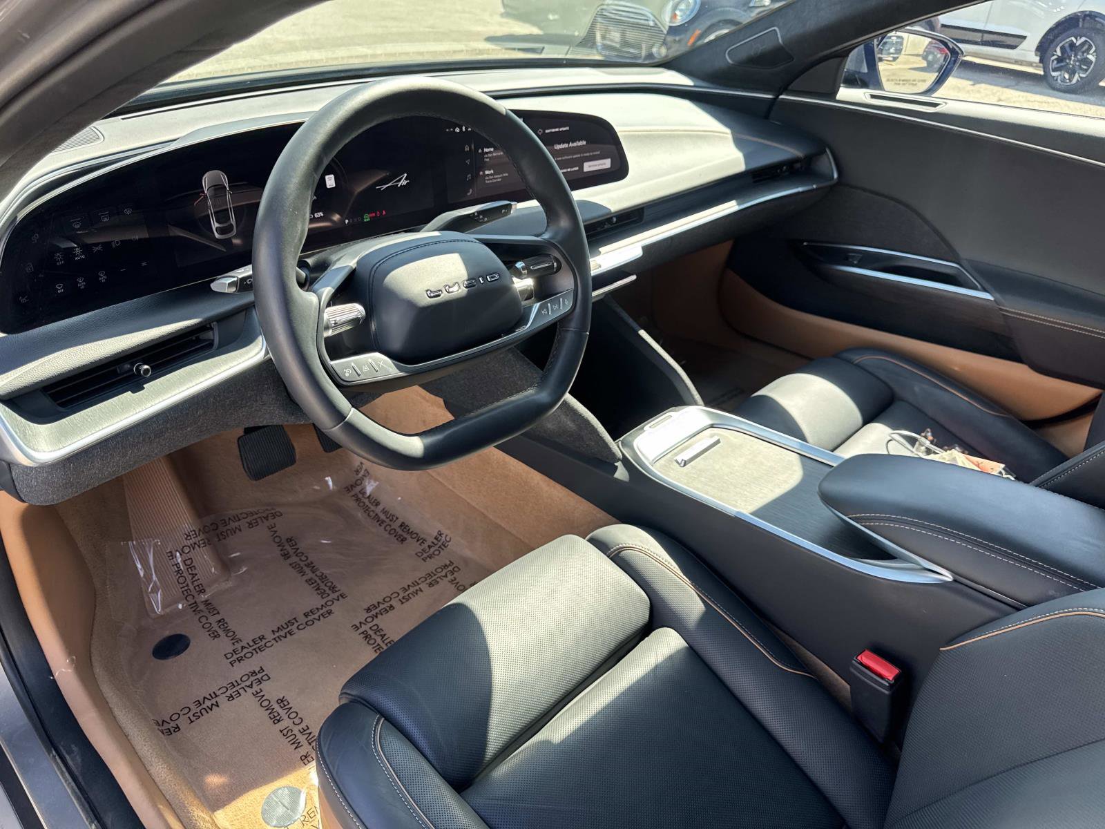 Used 2024 Lucid Air Touring image 12