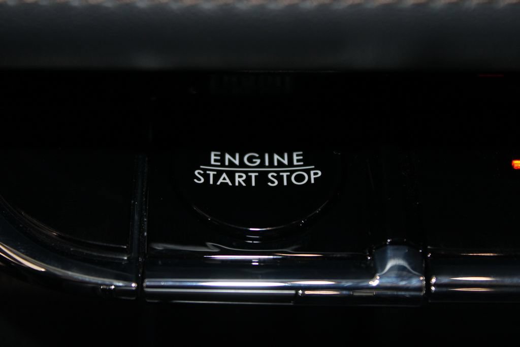 New 2026 Lincoln Aviator 2WD w/ Jet Appearance Package image 41