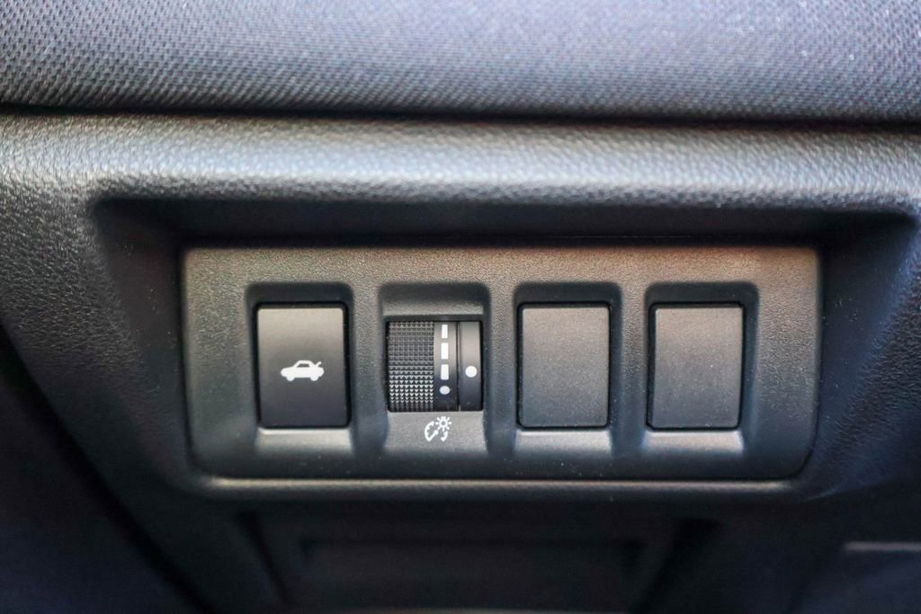 Used 2025 Subaru Legacy Premium image 17