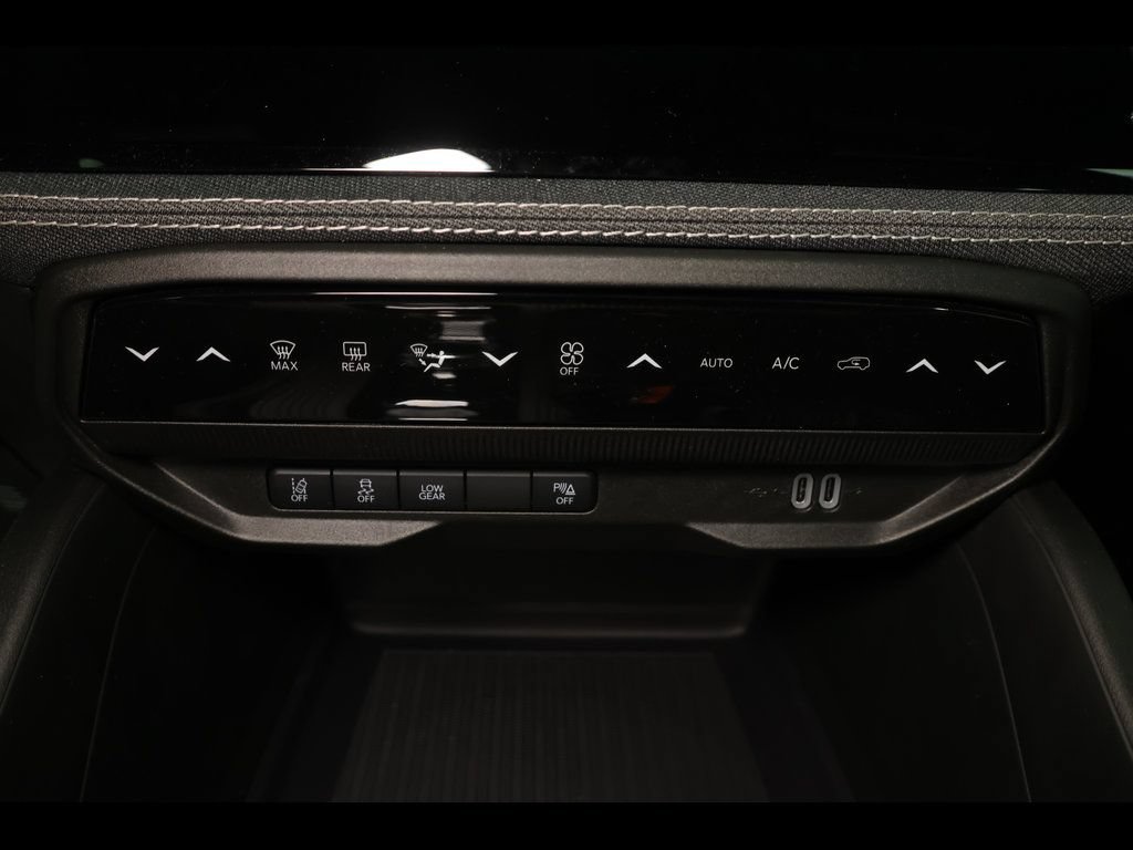 New 2026 Jeep Cherokee Laredo AWD/4WD image 20