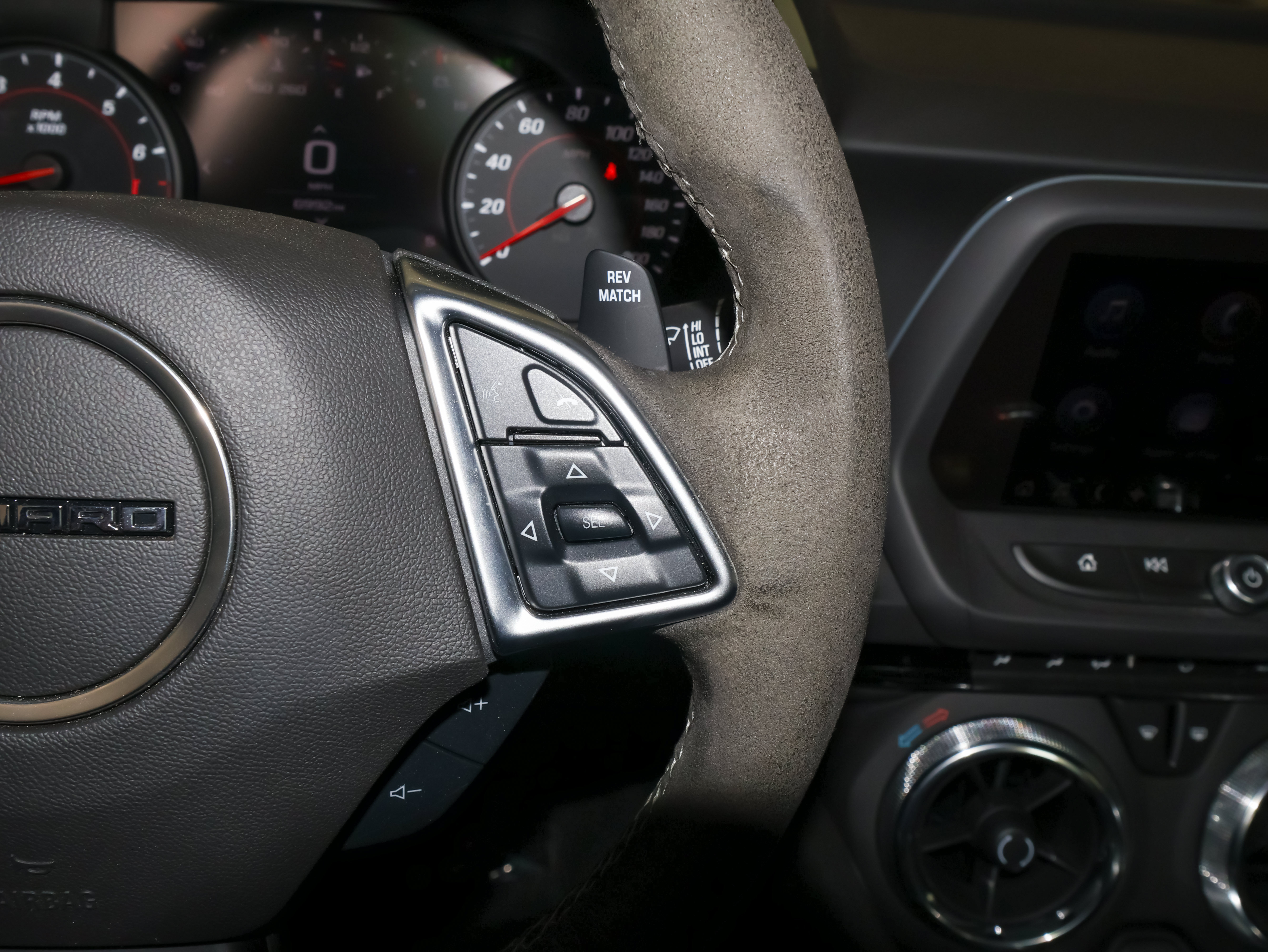 Used 2019 Chevrolet Camaro SS RWD image 31