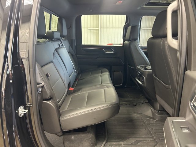 Used 2025 GMC Sierra 3500 Denali w/ Denali Reserve Package image 32