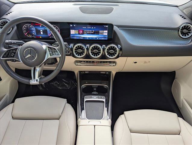 Used 2025 Mercedes-Benz GLA 250 image 16