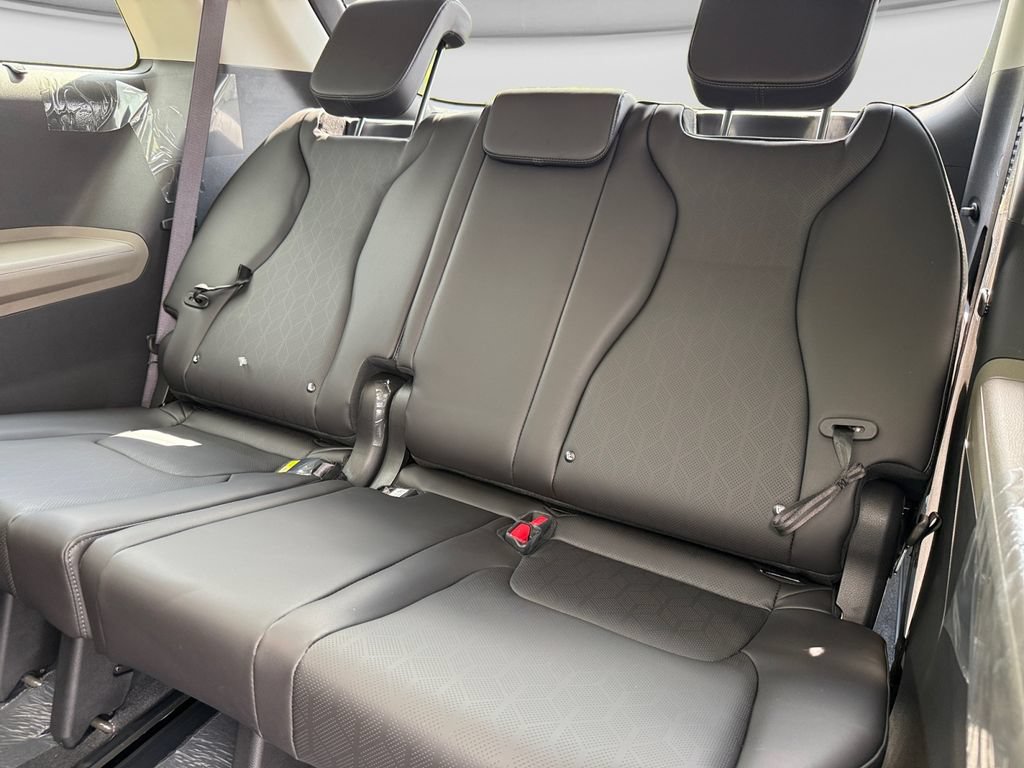 New 2027 Kia Carnival SX FWD image 16