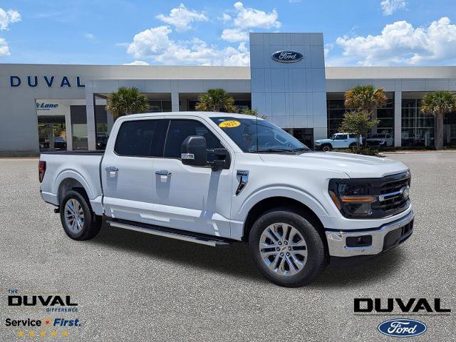 New 2025 Ford F150 XLT w/ Equipment Group 302A MID