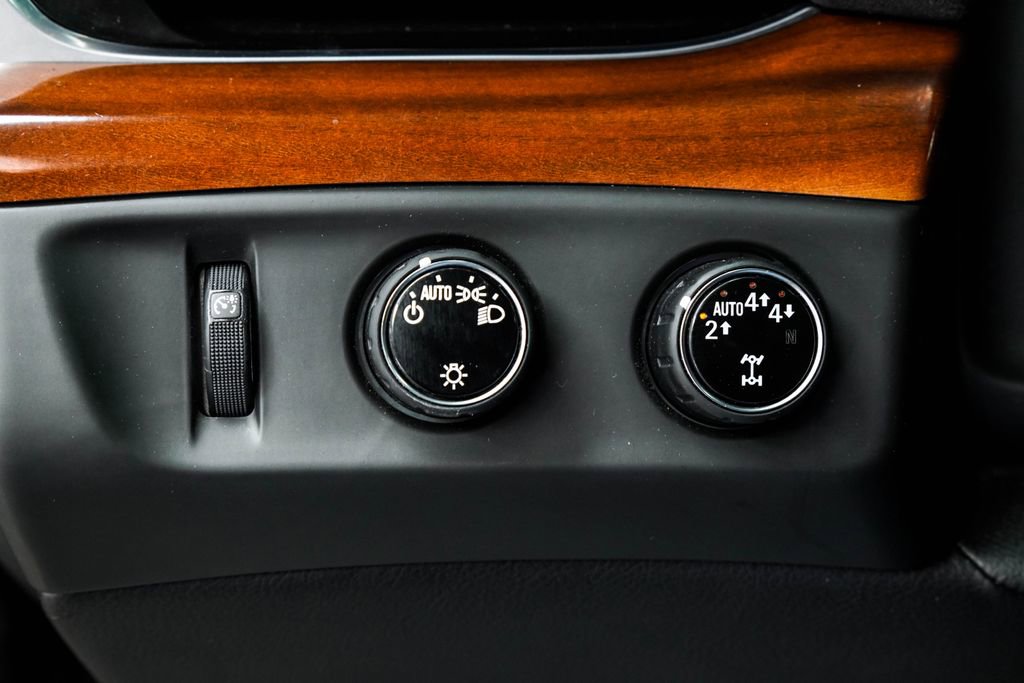 Used 2020 Cadillac Escalade Luxury image 46