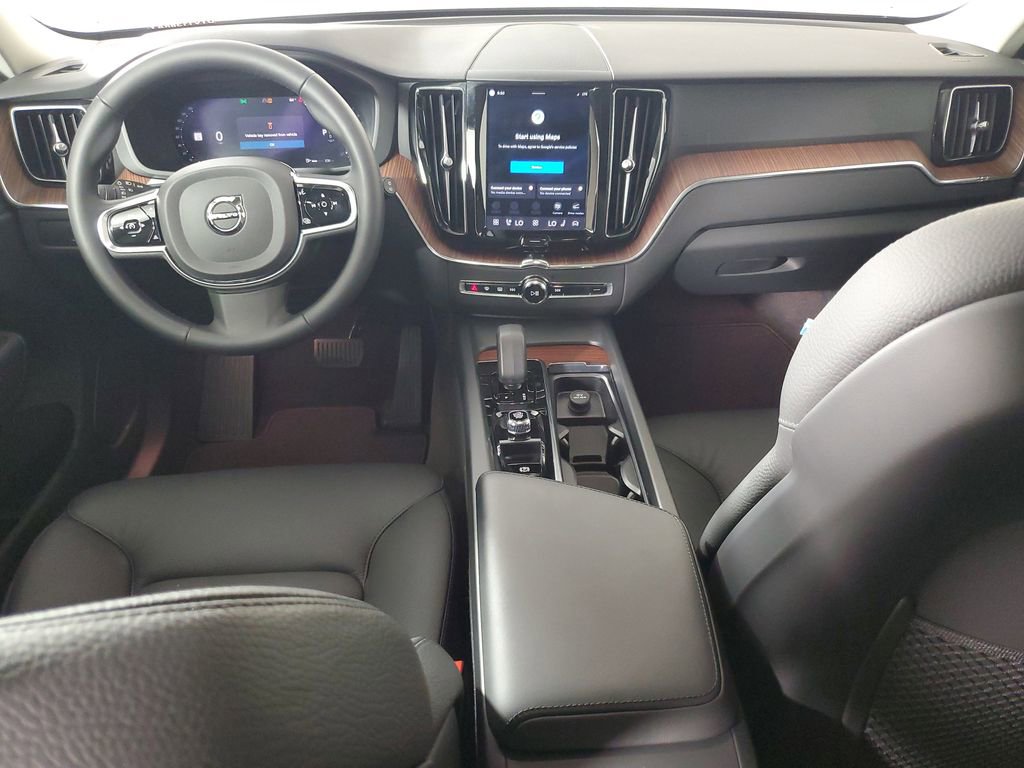 Used 2023 Volvo XC60 B5 Plus w/ Climate Package AWD/4WD image 17
