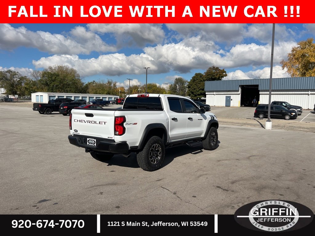 Used 2023 Chevrolet Colorado ZR2 w/ ZR2 Convenience Package III image 11