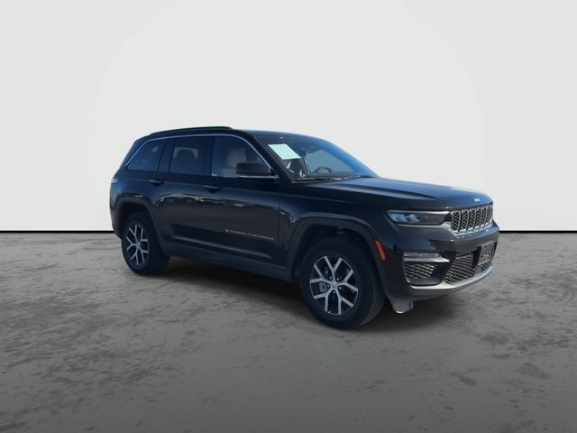 Used 2025 Jeep Grand Cherokee Limited image 2