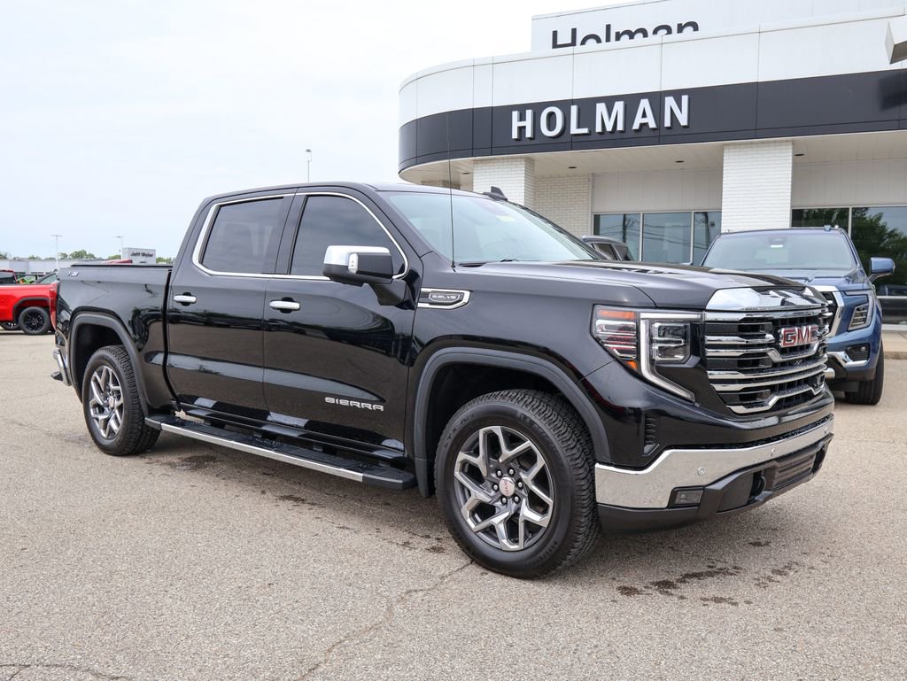 Used 2022 GMC Sierra 1500 SLT w/ SLT Premium Plus Package AWD/4WD image 1