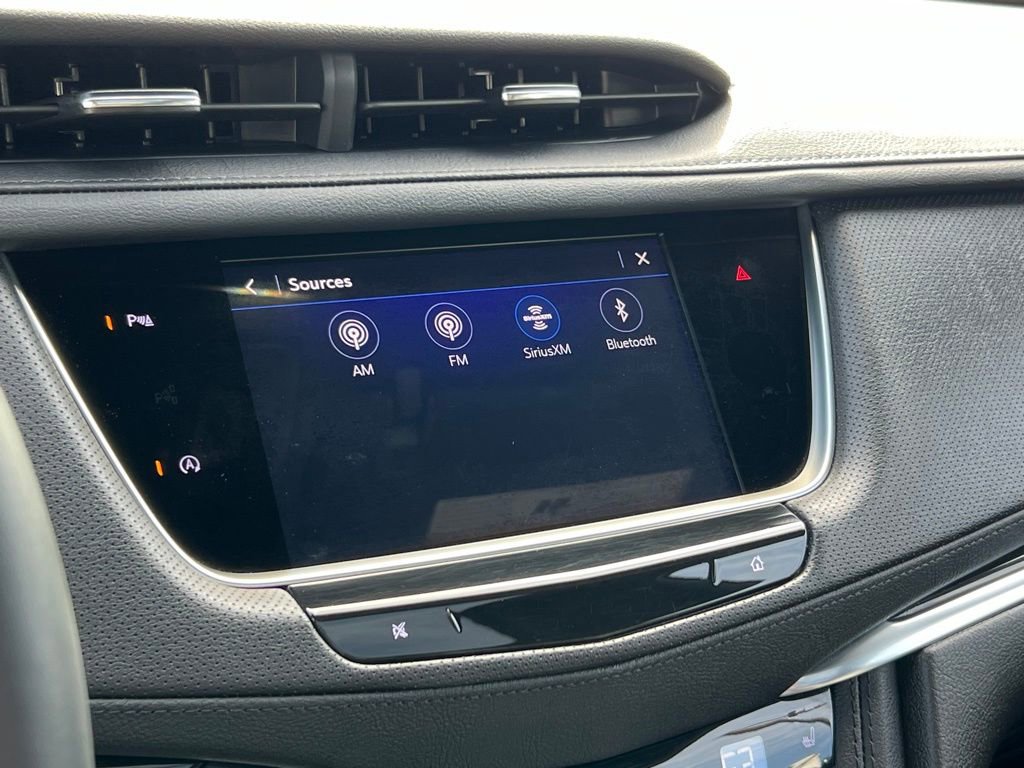 Certified 2025 Cadillac XT5 Premium Luxury image 38