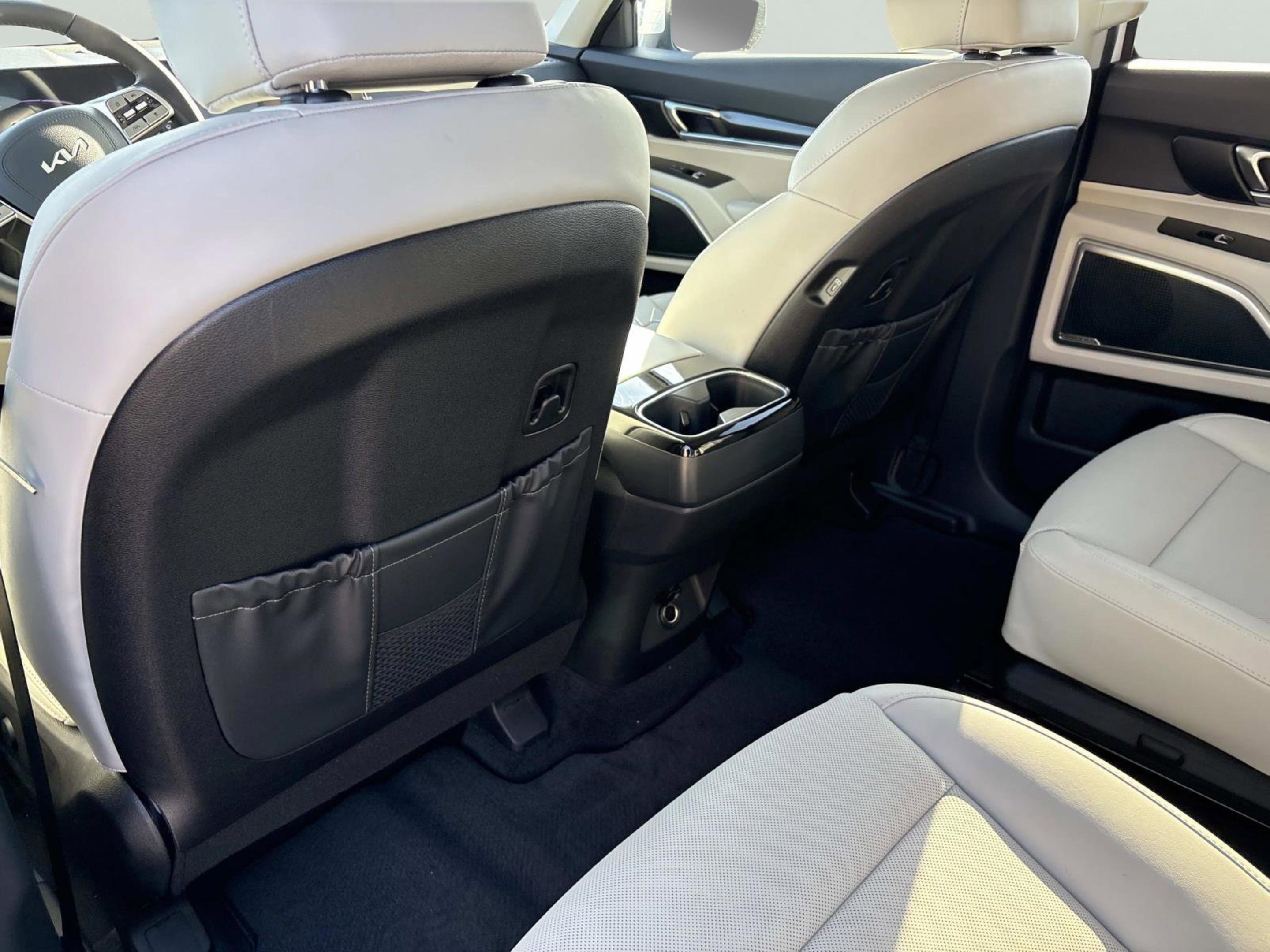 New 2025 Kia Telluride S image 13