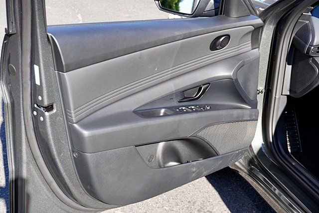 Certified 2026 Hyundai Elantra Sport image 21