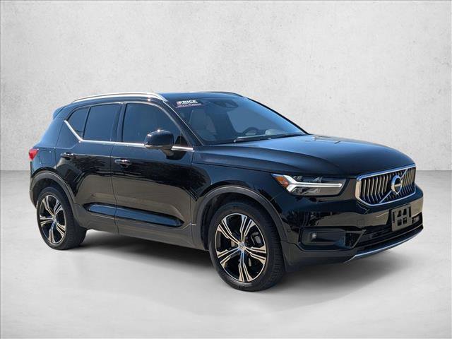 Used 2021 Volvo XC40 T5 Inscription w/ Advanced Package image 3