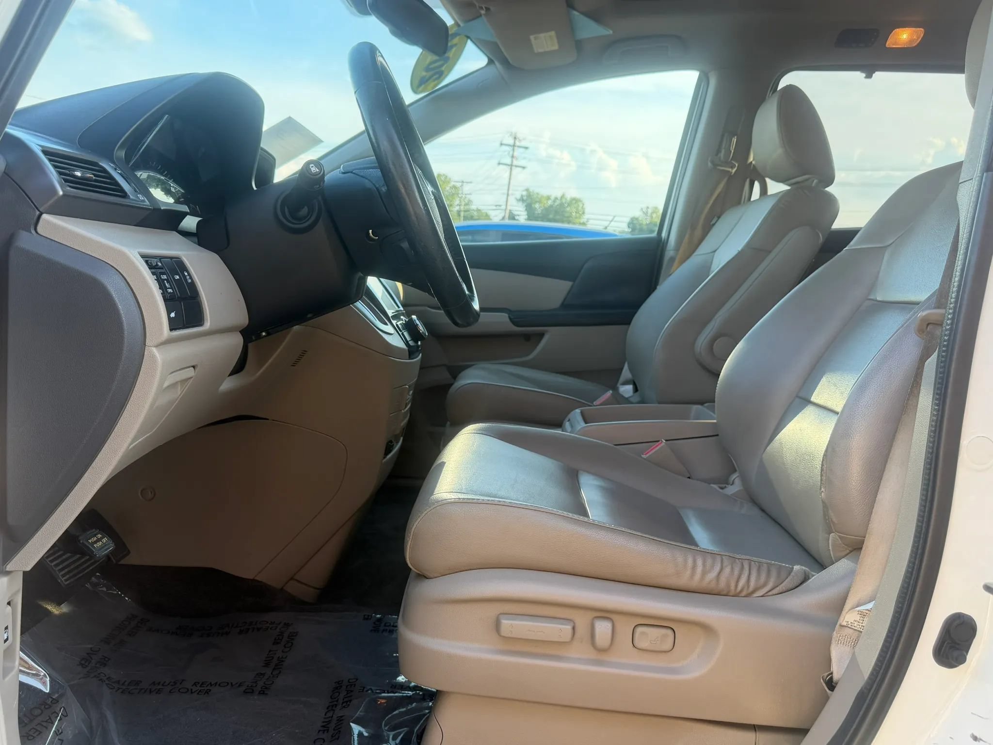 Used 2014 Honda Odyssey EX-L image 12