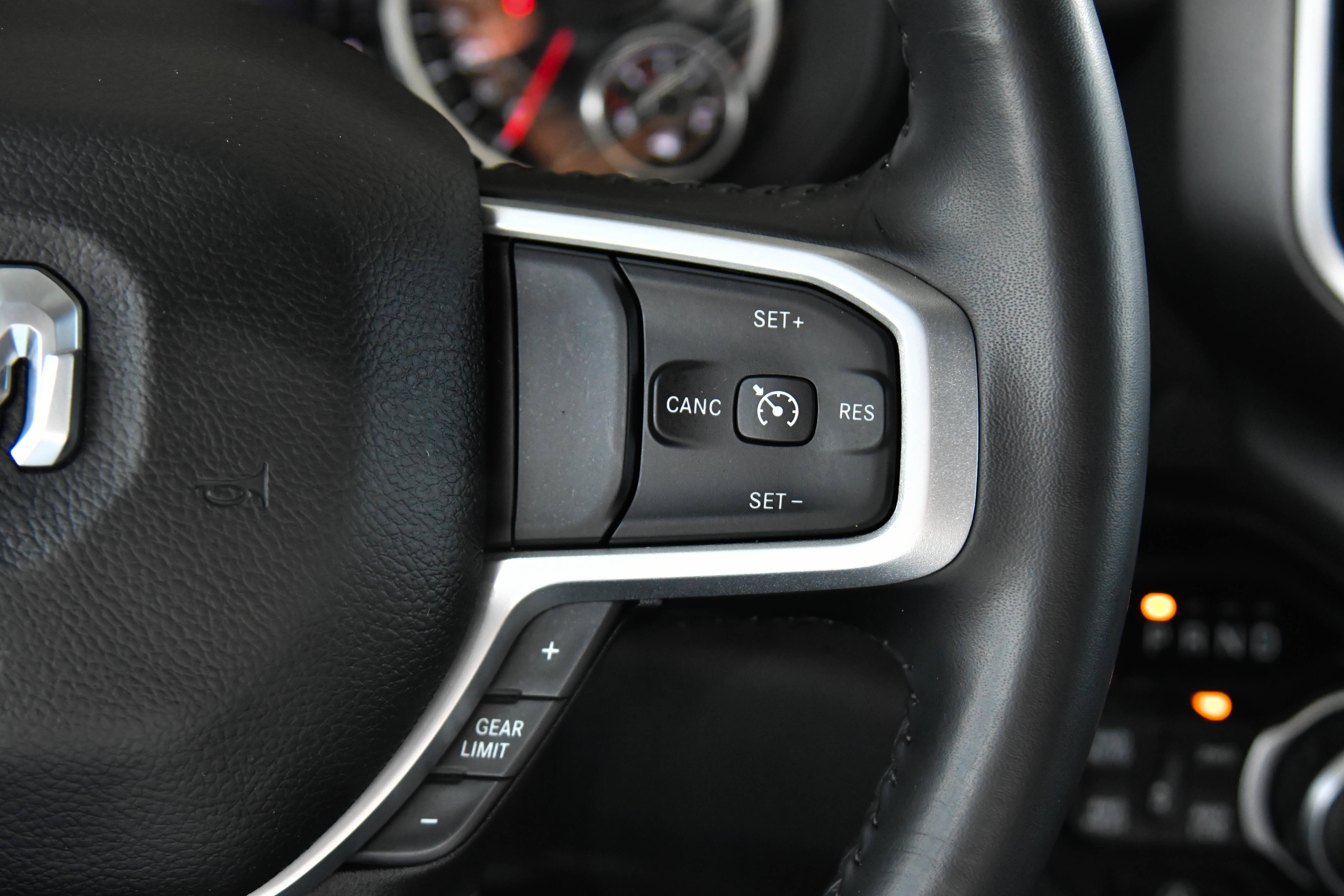 Used 2022 RAM 1500 Big Horn AWD/4WD image 33
