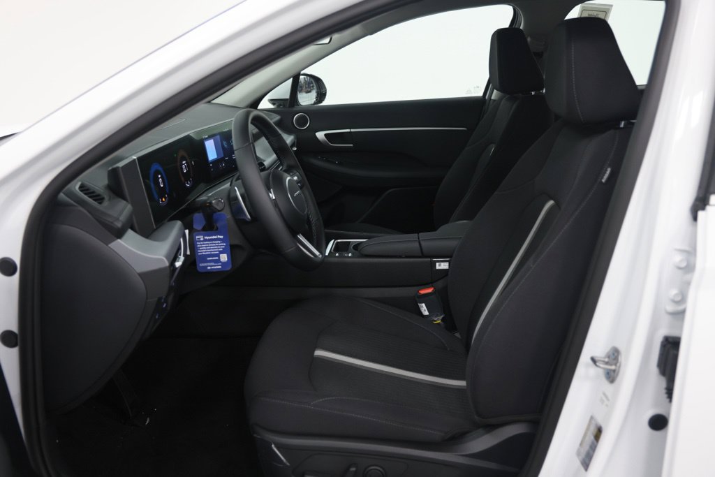 New 2026 Hyundai Sonata SEL AWD/4WD image 17