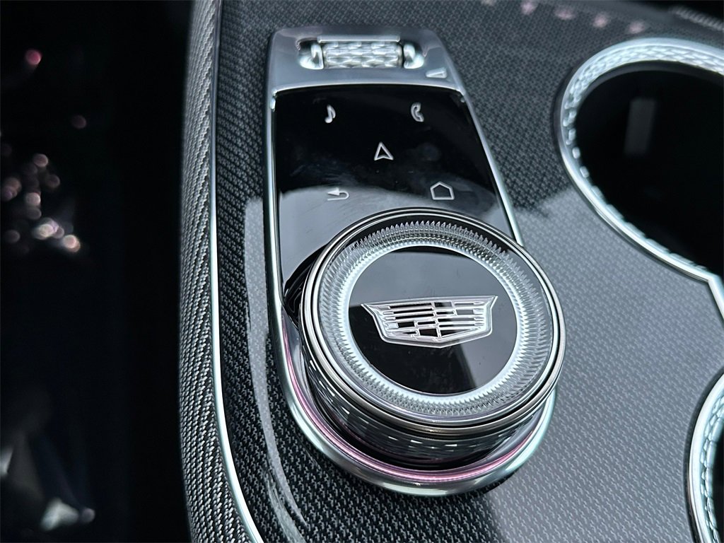 New 2026 Cadillac Optiq Sport 2 image 29