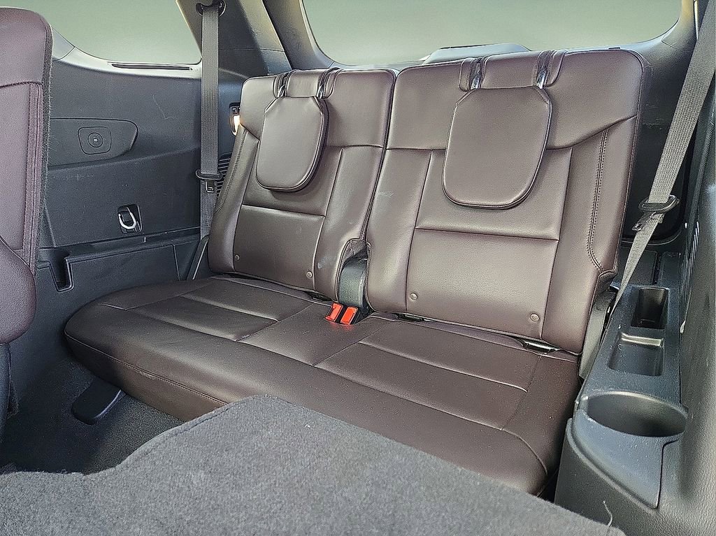 Used 2025 Ford Explorer Platinum w/ LUX Leather Package image 14