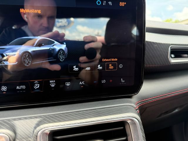 Used 2024 Ford Mustang GT Premium image 27