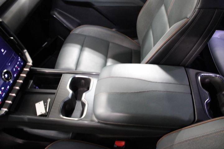 Certified 2024 GMC Acadia AT4 w/ Luxury Package image 27