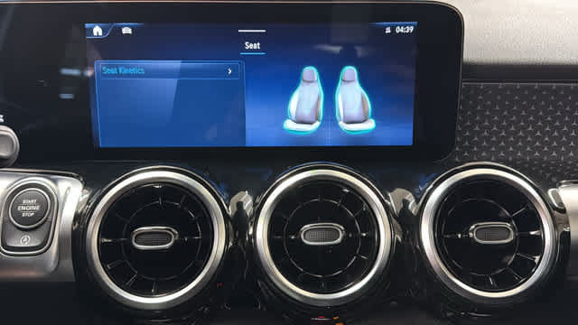 Certified 2026 Mercedes-Benz GLB 250 4MATIC image 20