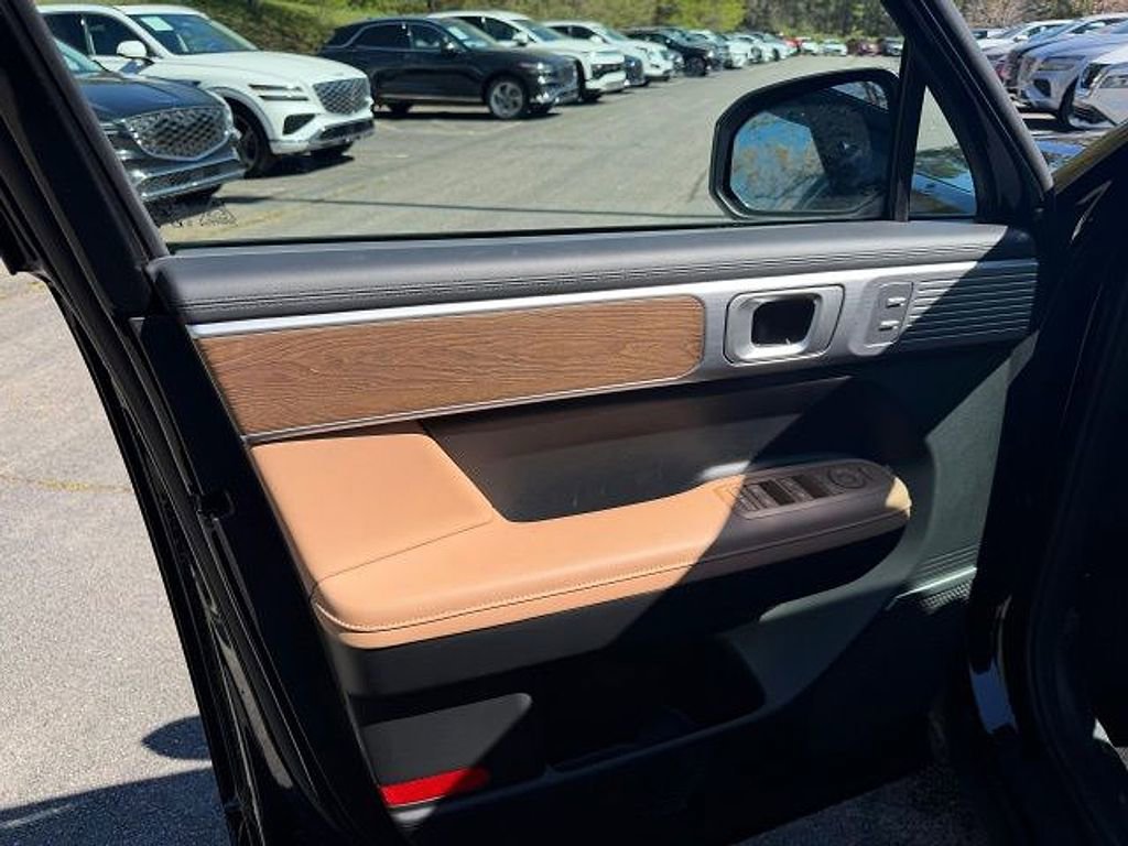 Used 2026 Hyundai Santa Fe Limited image 4