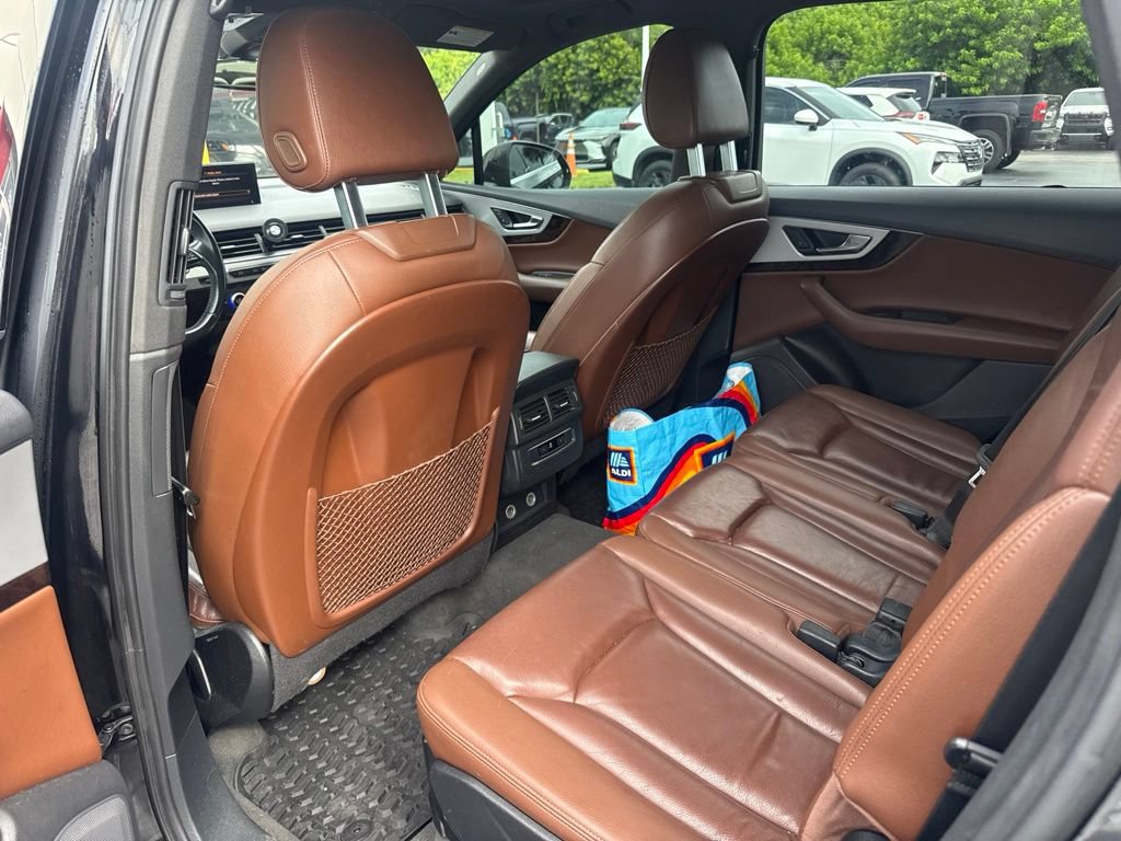 Used 2019 Audi Q7 2.0T Premium w/ Convenience Package AWD/4WD image 10