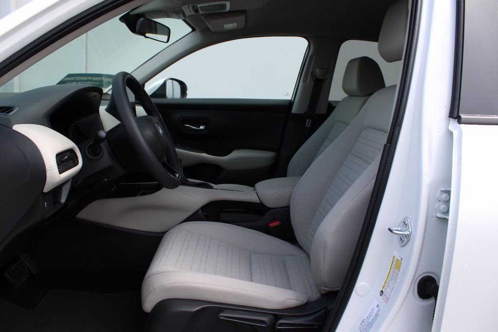 New 2026 Honda HR-V LX image 16