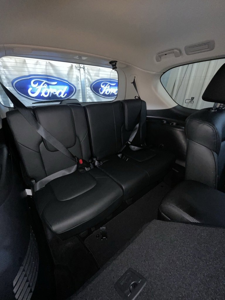Used 2024 Nissan Armada SL w/ Captain's Chairs Package image 13