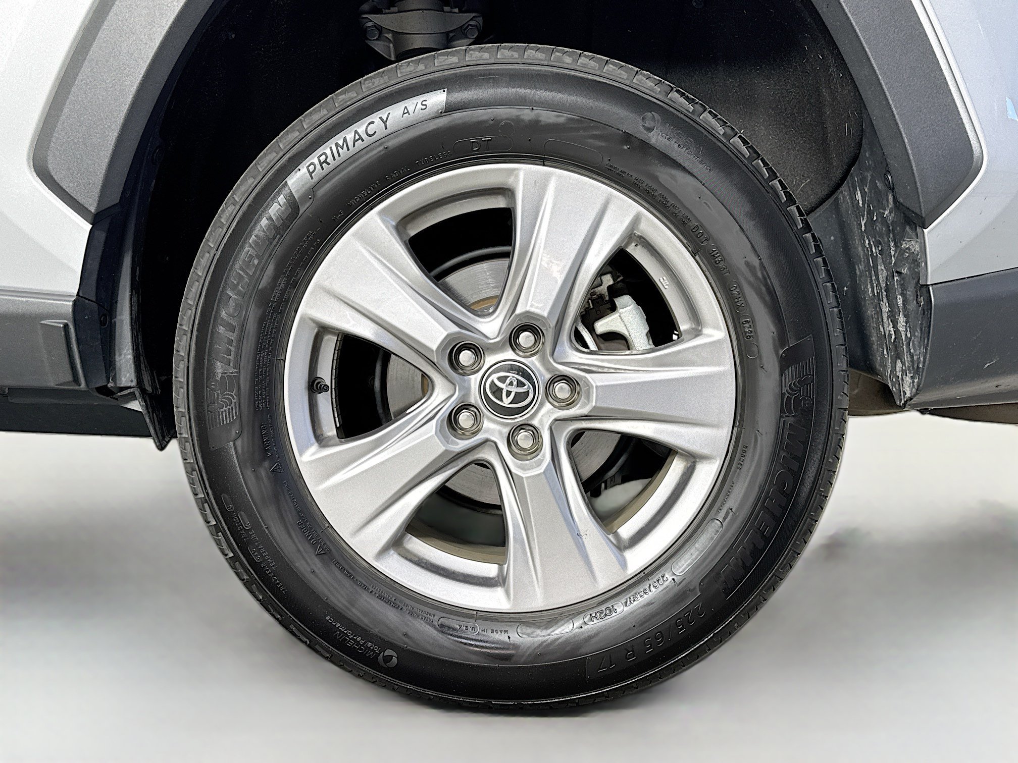 Certified 2025 Toyota RAV4 XLE AWD/4WD image 29