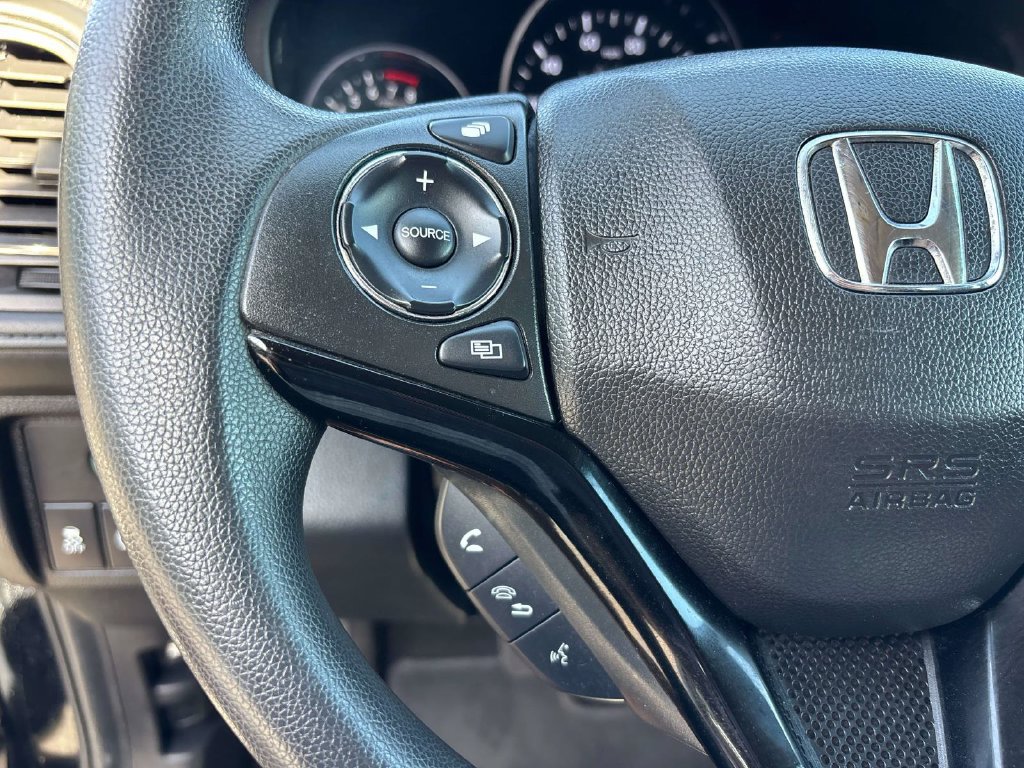 Used 2018 Honda HR-V EX image 17