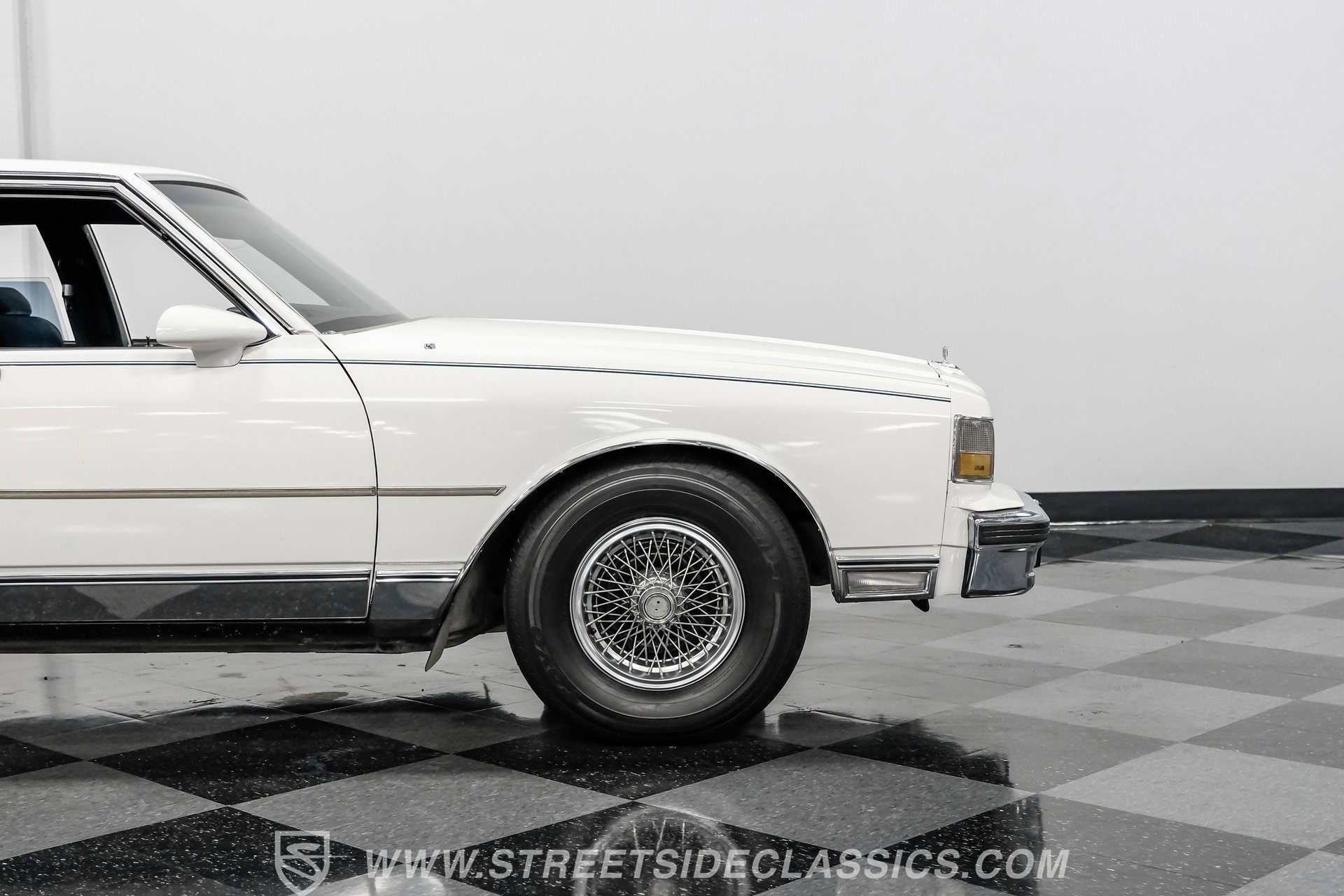 Used 1987 Chevrolet Caprice Classic Brougham RWD image 30