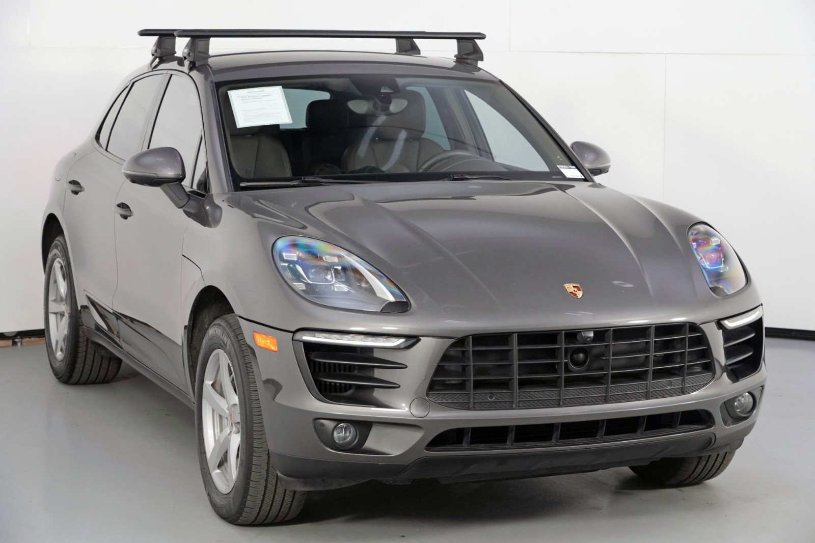 Used 2018 Porsche Macan S image 50