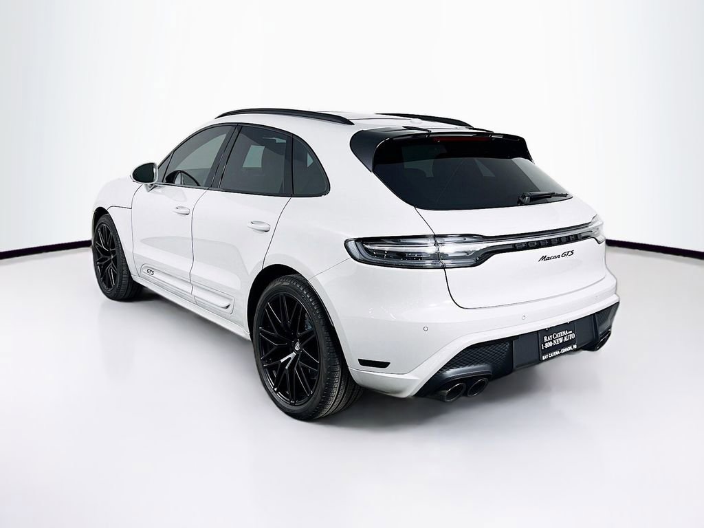 Certified 2026 Porsche Macan GTS image 3