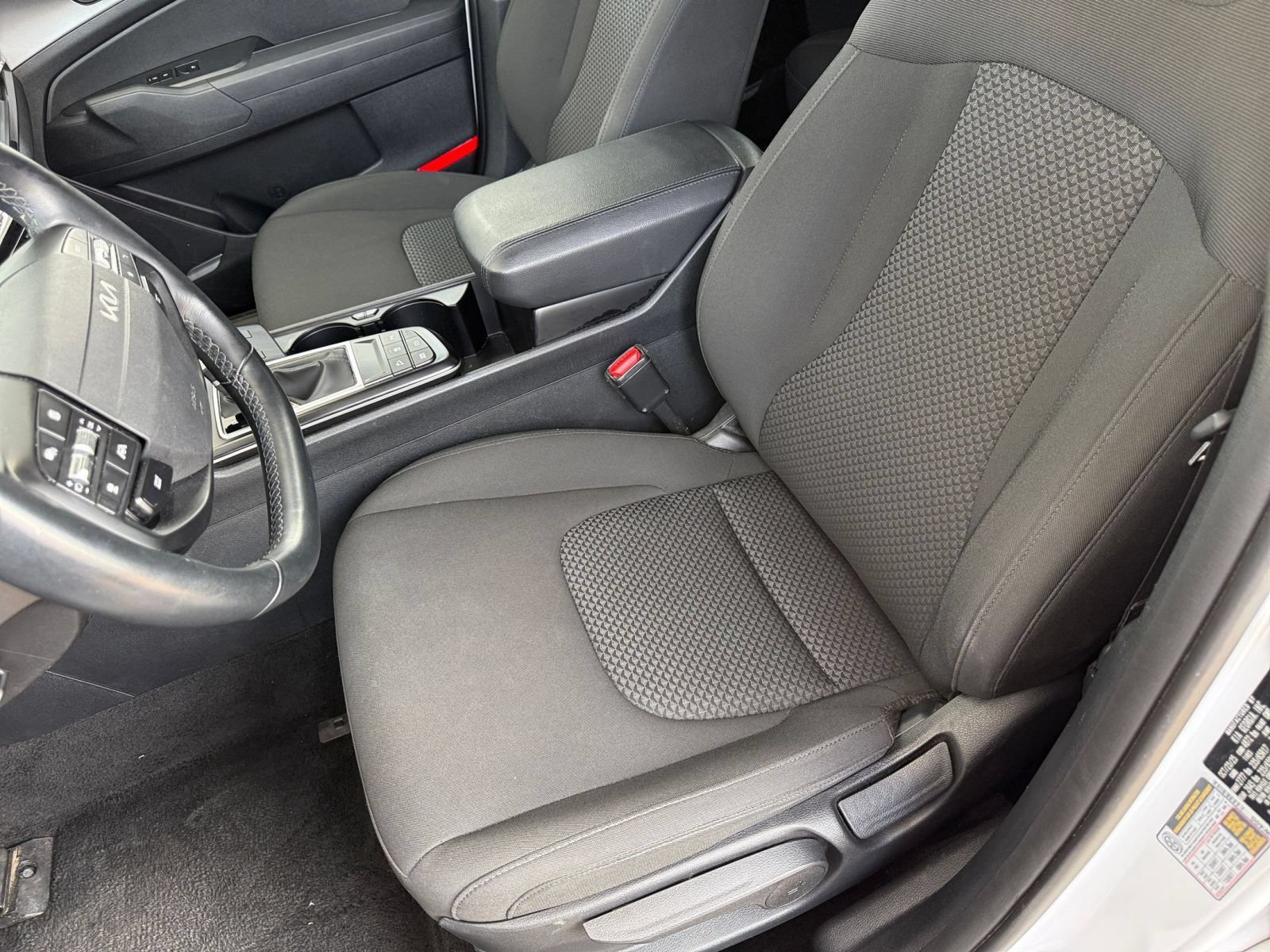 Used 2026 Kia Sportage LX AWD/4WD image 37