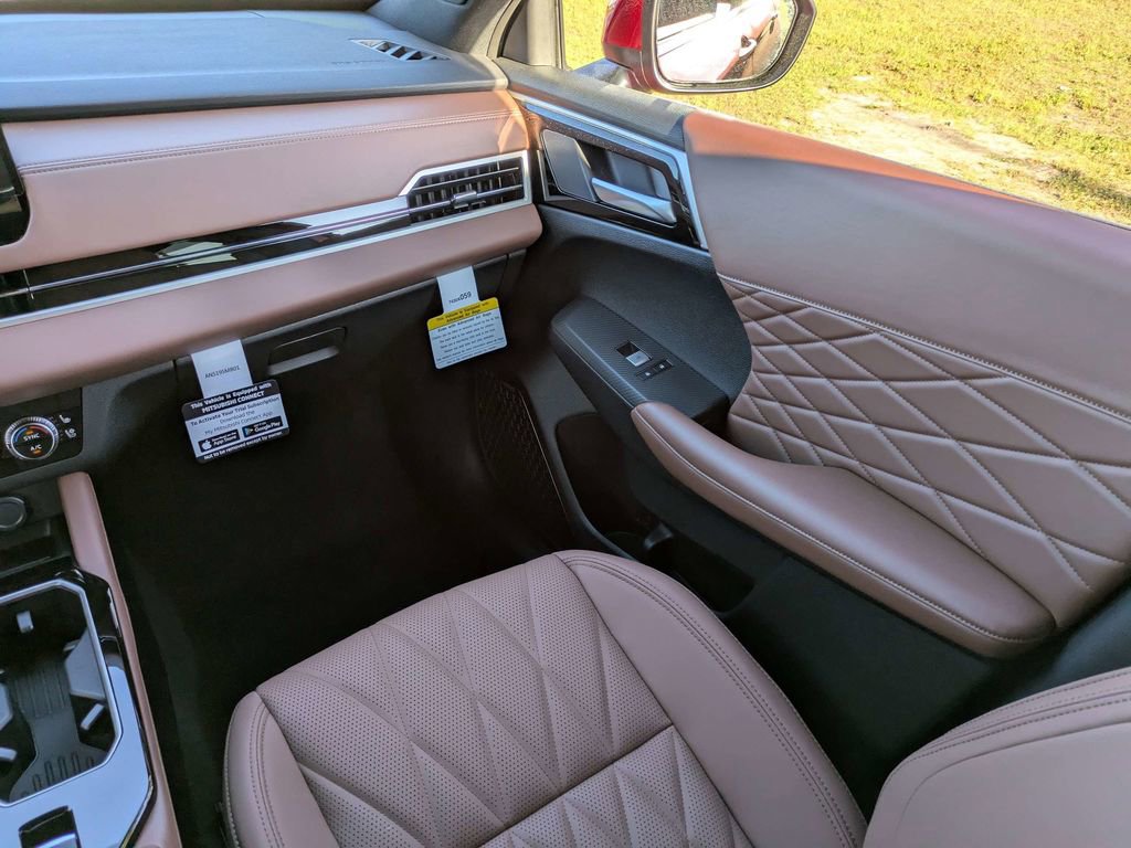 New 2026 Mitsubishi Outlander SEL image 18