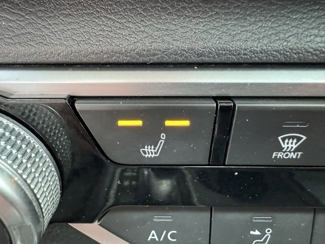 Used 2019 Nissan Altima 2.5 SR w/ SR Premium Package image 16