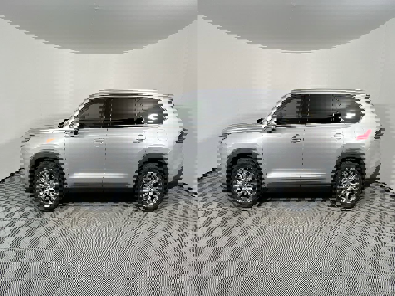 Used 2024 Toyota Grand Highlander Limited image 6