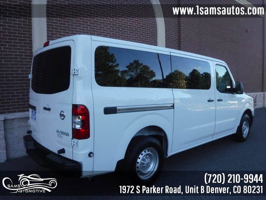 Used 2018 Nissan NV 3500 S image 3