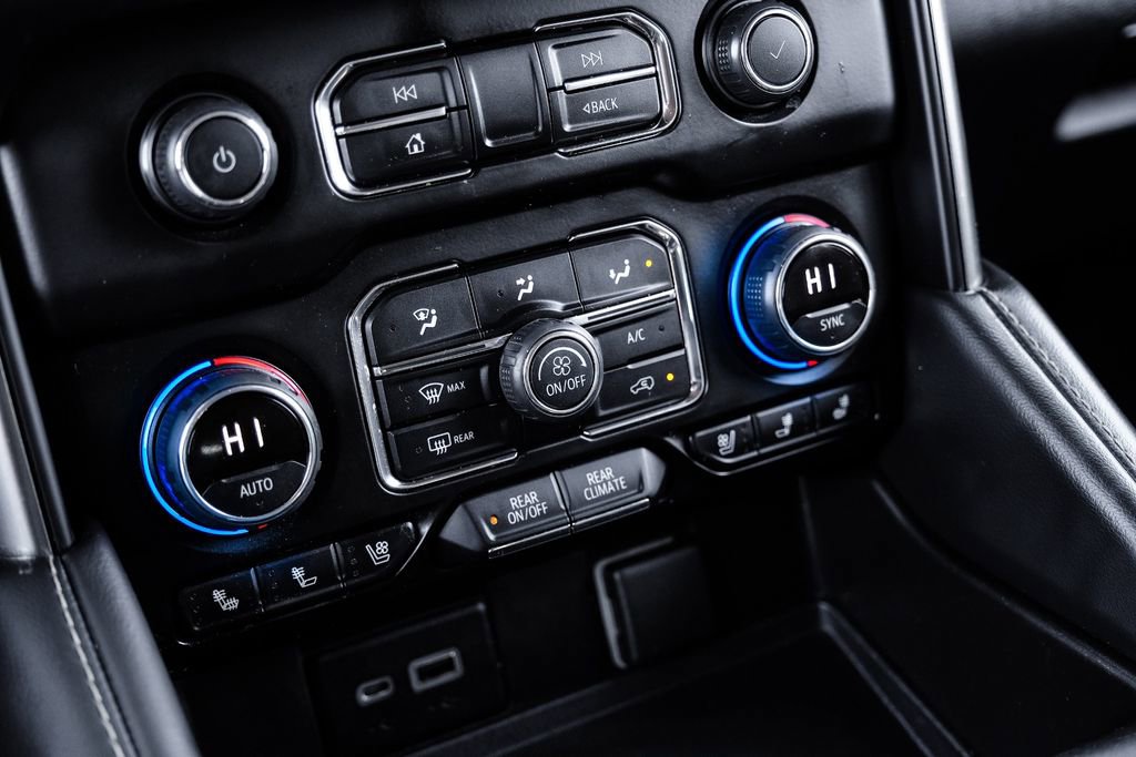 Used 2022 Chevrolet Suburban Premier image 24