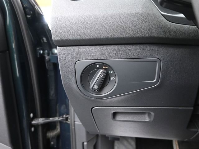 Used 2018 Volkswagen Tiguan S FWD image 36